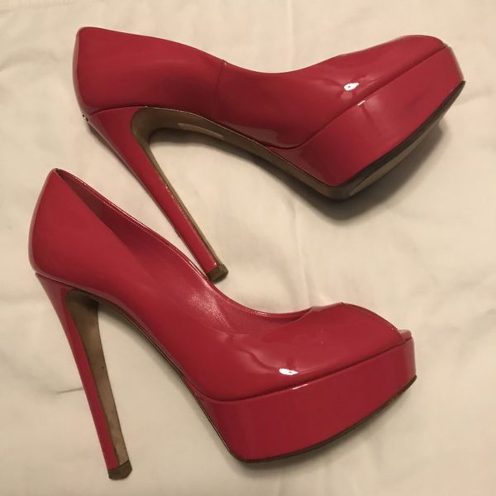 Shoes - Picture 3 of 3